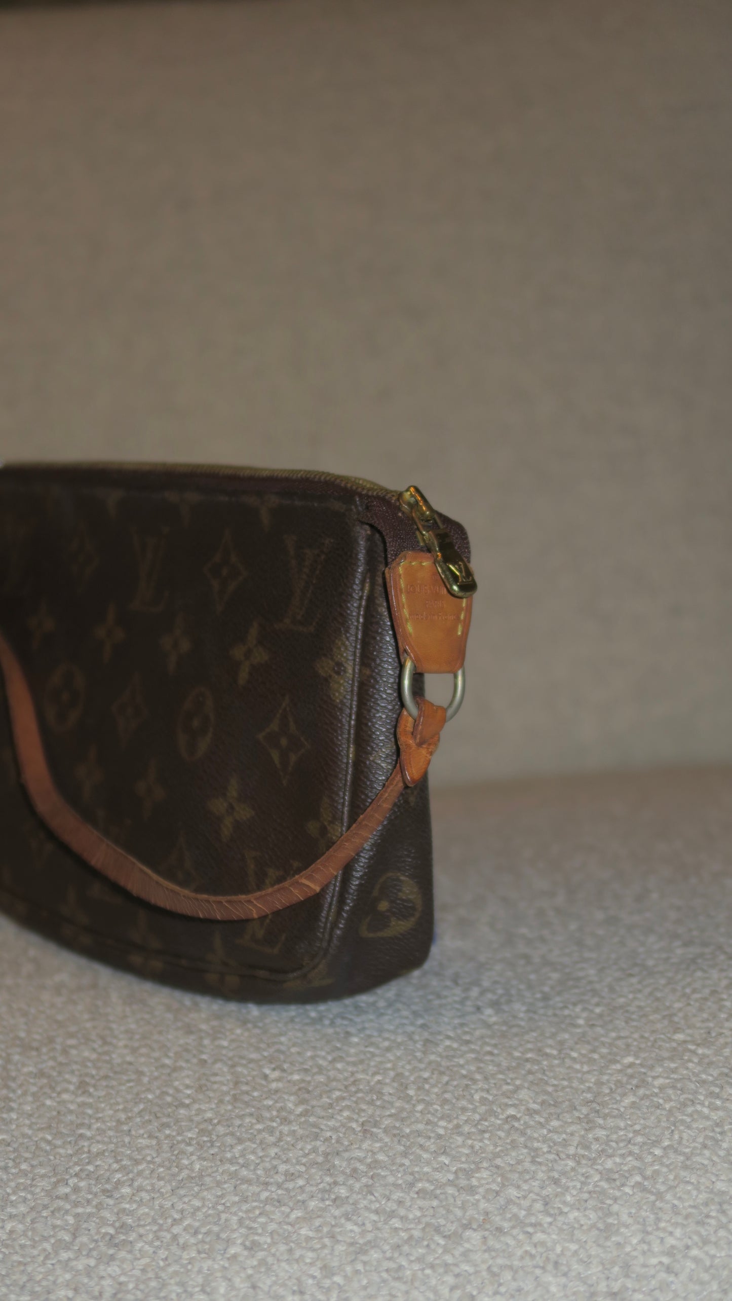 Louis Vuitton pochette accessoires