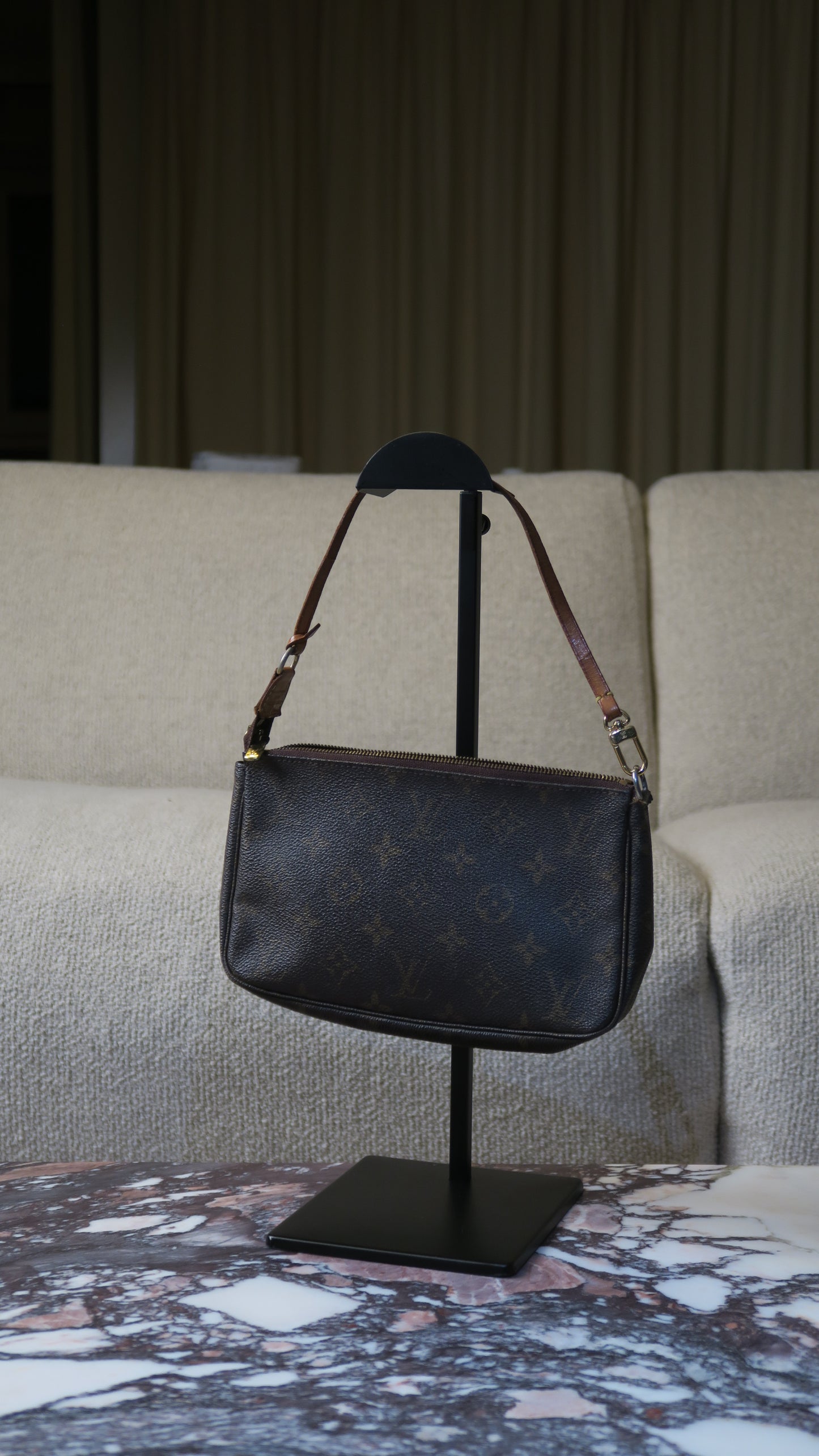 Louis Vuitton pochette accessoires
