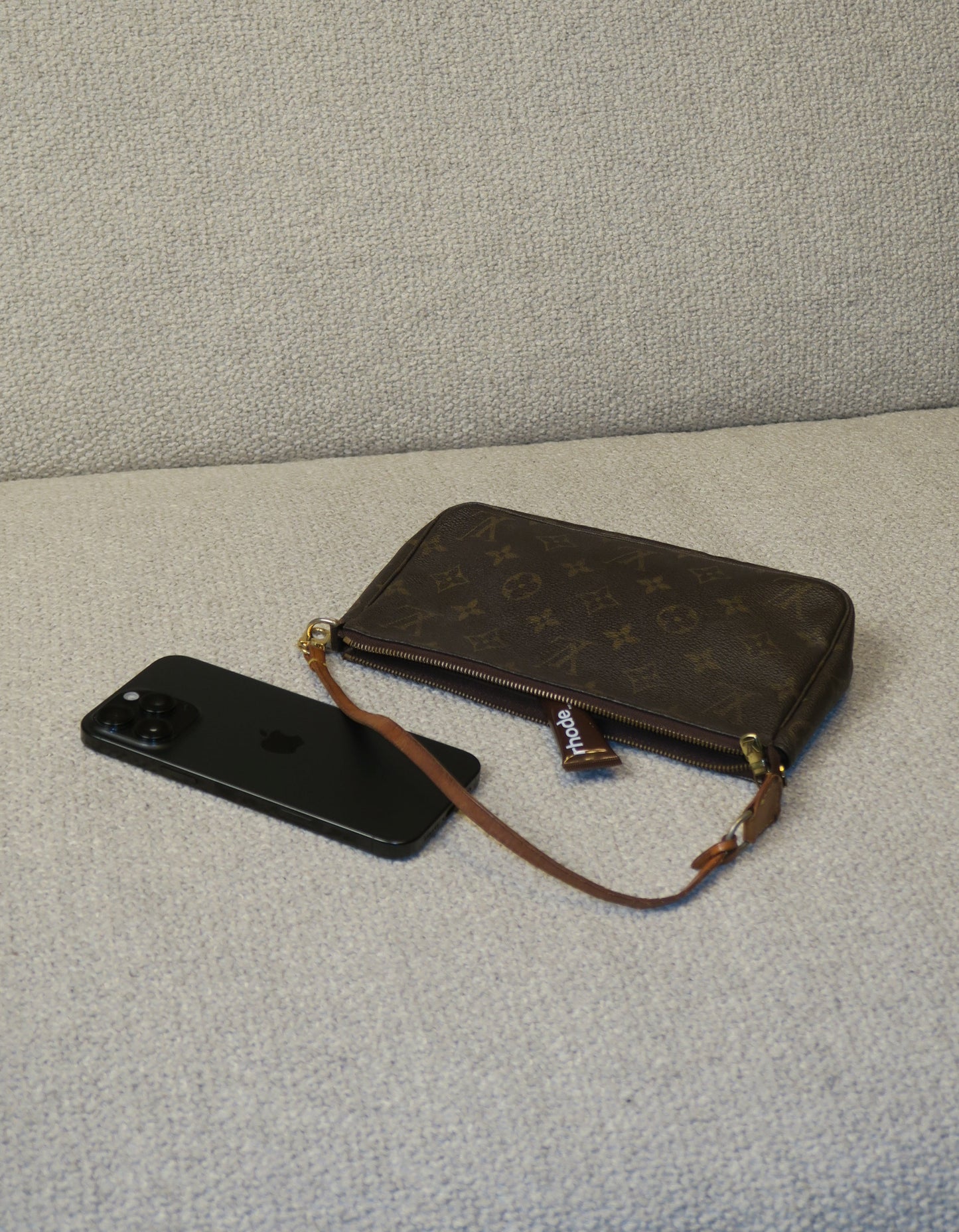 Louis Vuitton pochette accessoires