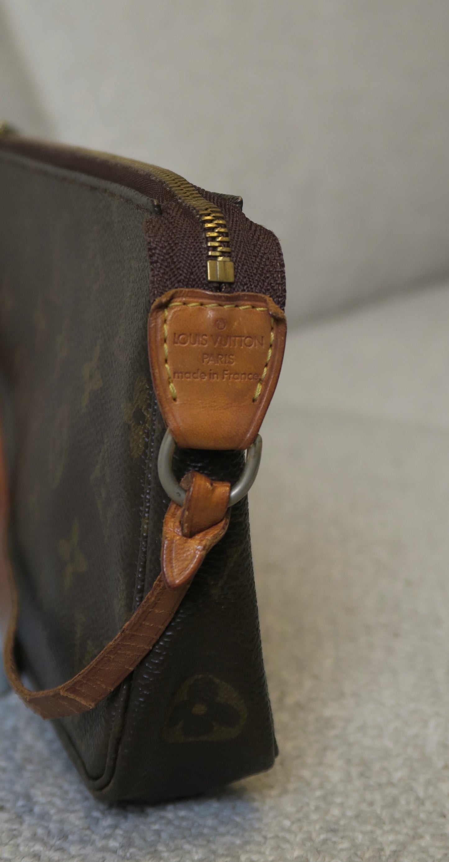 Louis Vuitton pochette accessoires